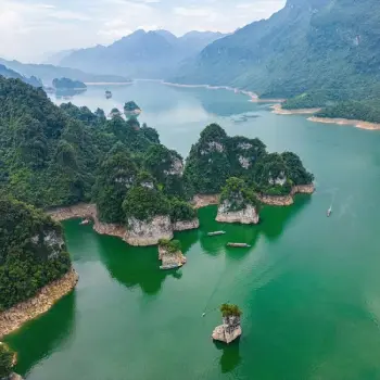 Tuyên Quang Booking