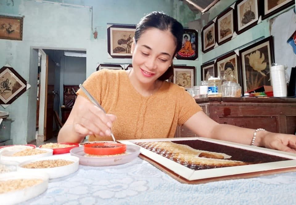 Nghề làm tranh Gạo quê em là một nét đẹp truyền thống đã đượ