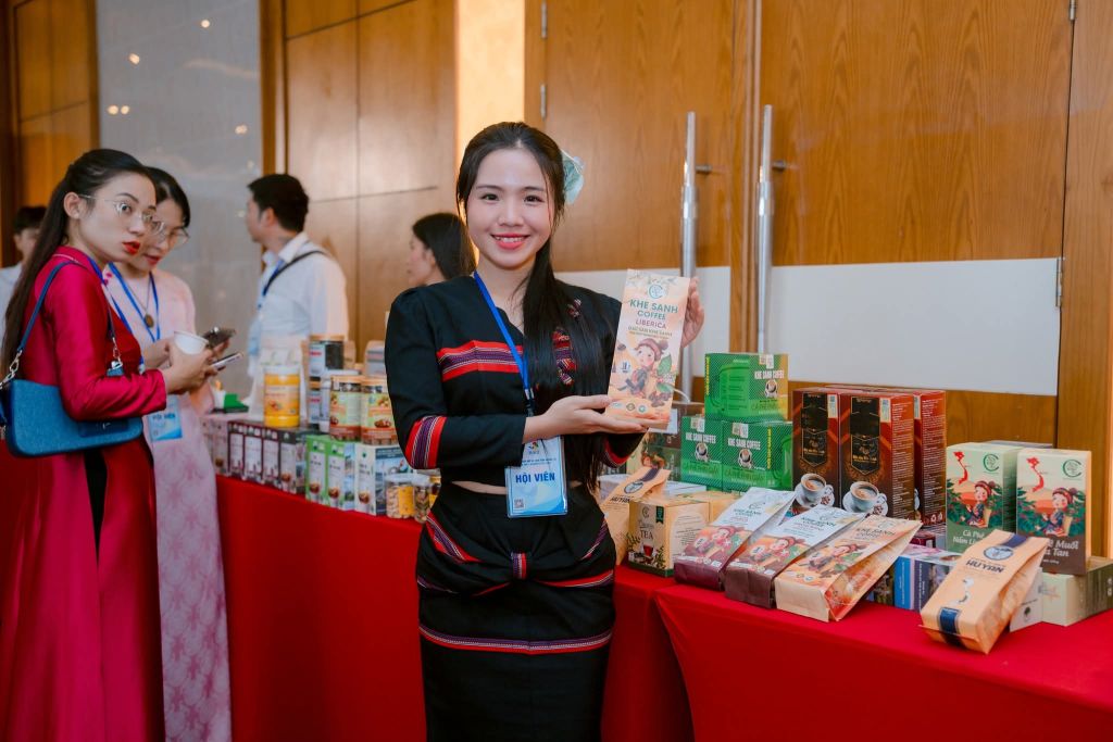 관광협회 대회에서 OCOP 제품과 관광을 연결하다 - 1