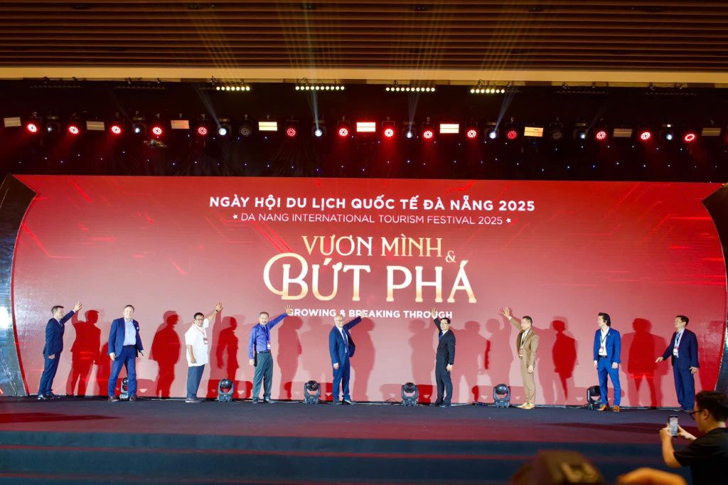 다낭 국제 관광 페스티벌 2025 센터에서 녹화 - 3