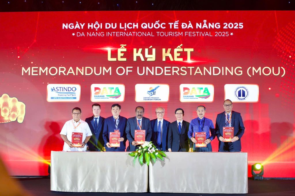 拍摄于岘港国际旅游节2025中心 - ảnh 6