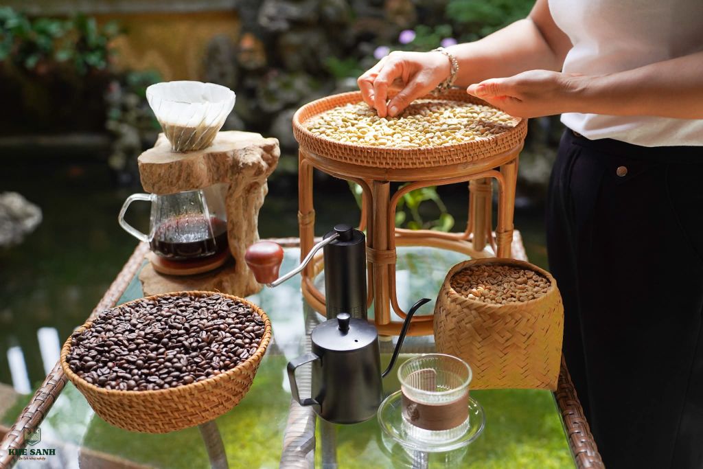 Linh hồn của cà phê Khe Sanh không chỉ đến từ đất trời, mà c - 3