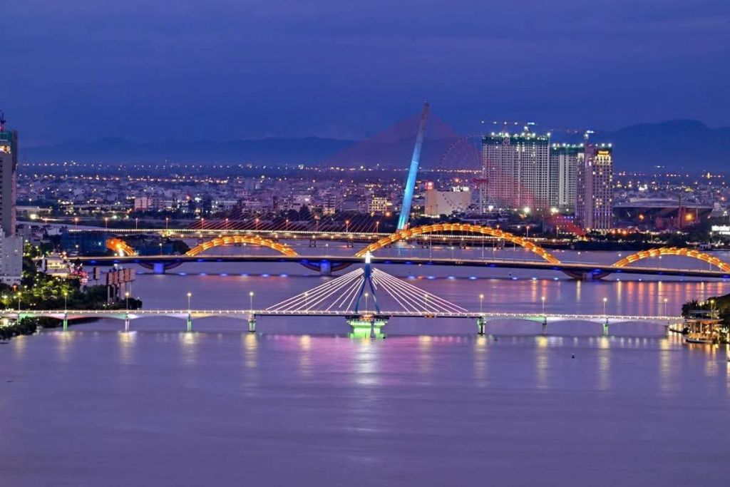 Sau bảo nhình Đà Nẵng về đêm vừa hiện đại vừa lung linh ghê - 1