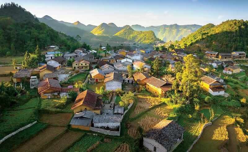 🇻🇳Tự hào! Lô Lô Chải, Tuyên Quang là &quot;làng du lịch tốt - 1