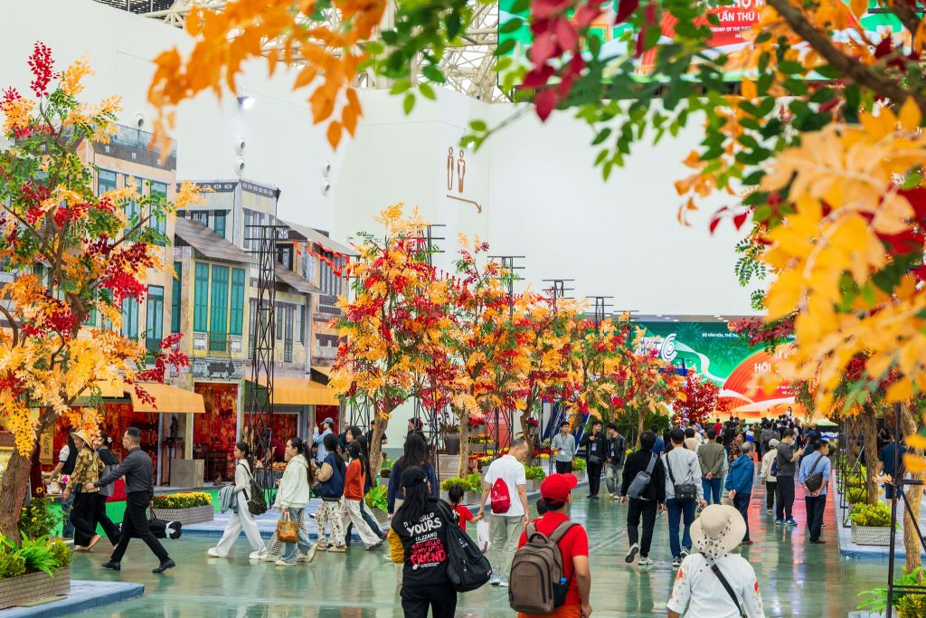 The atmosphere right now at VEC. The Fall Fair is officially underway. - 2