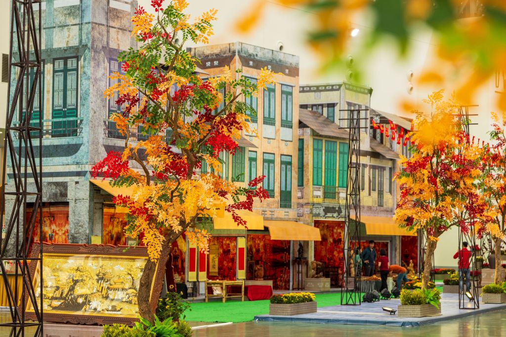 The atmosphere right now at VEC. The Fall Fair is officially underway. - 4