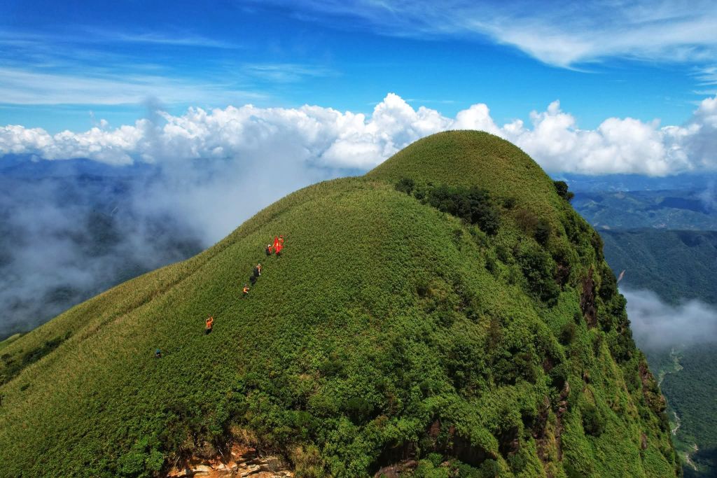 Trekking Pa Thien – Voi Mep | Journey to conquer the “roof” - 2