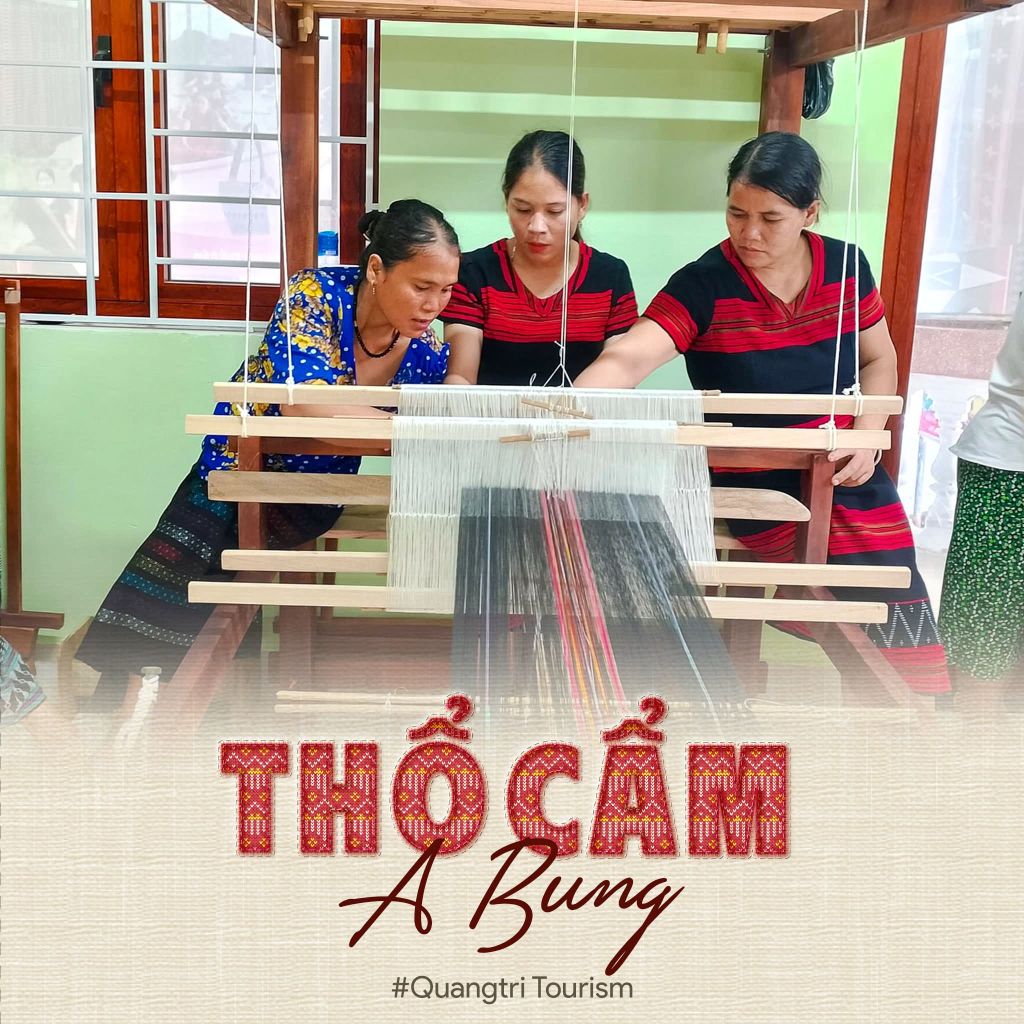 Làng Dệt Thổ Cẩm A Bung – Nơi Sắc Màu Truyền Thống Hồi SinhG