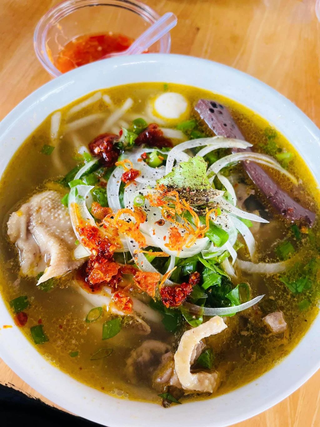 Quang Tri duck porridge – The taste of memories on the roads