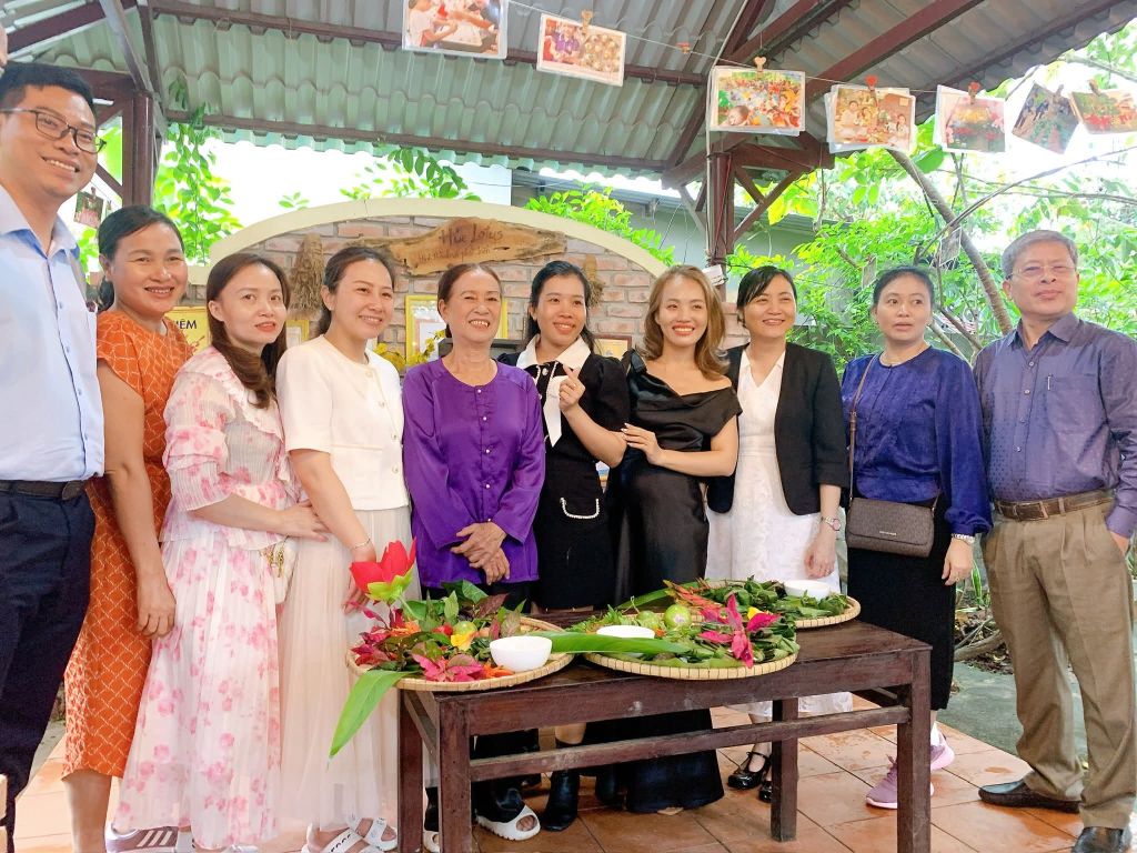 A beautiful experience at Huế Lotus Today, we - 1