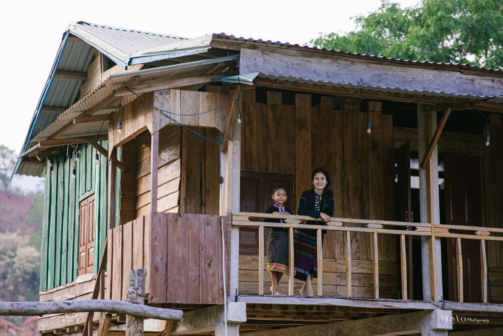 There is a village called Chênh Vênh in the majestic Trường Sơn mountains. - 9