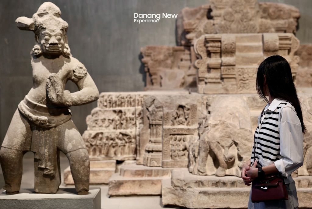 Discover 19 national treasures at the Cham Sculpture Museum. - 8