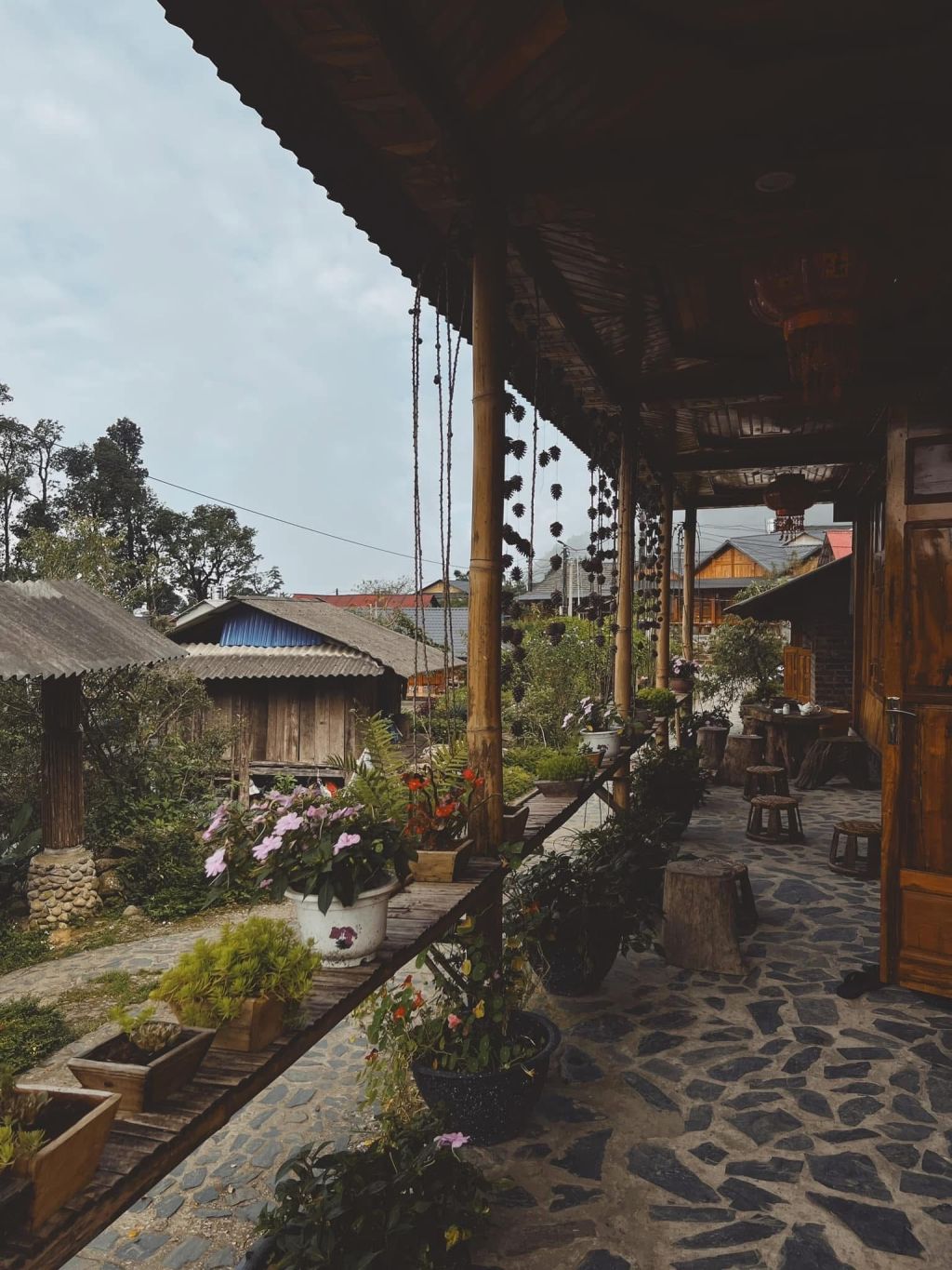 🏔️ 반 시 타우 차이 – "제일 멋진 전망" 탐 두옹 군 - 6