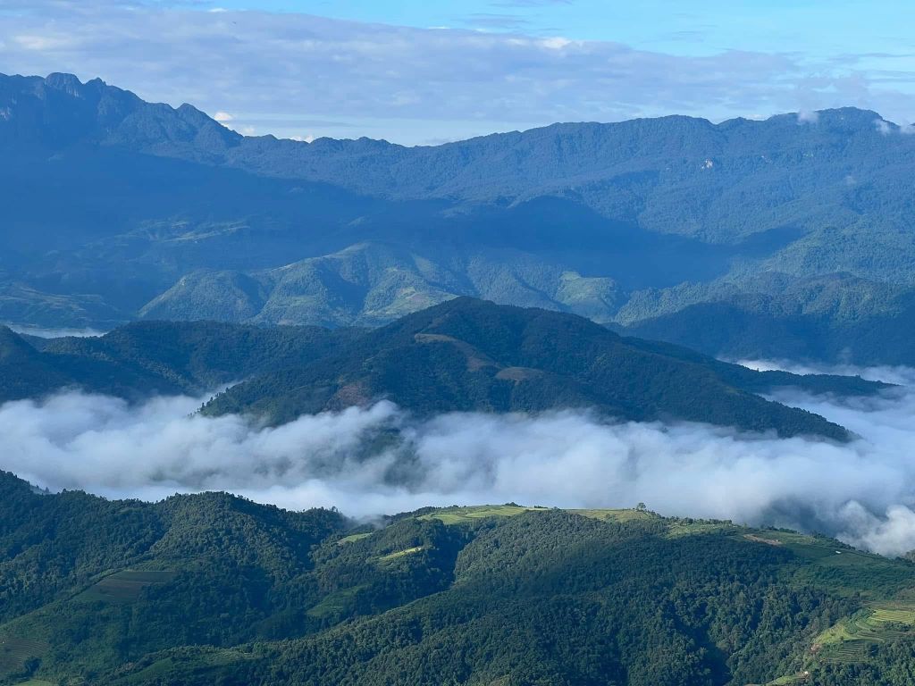🏔️ 반 시 타우 차이 – "제일 멋진 전망" 탐 두옹 군 - 9