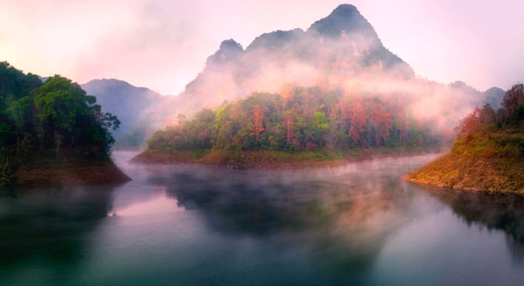 It's not Japan... This is the season of red leaves at Ho Ban Viet - Ca. - ảnh 6