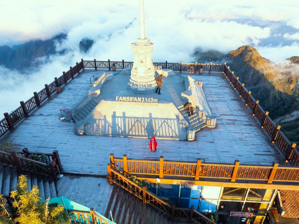 ❄️ The essence converges at the peak of FANSIPAN. - 1