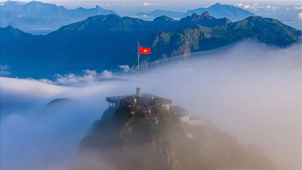 ❄️ शिखर फैनसिपान पर एकत्रित उत्कृष्टता - ảnh 5