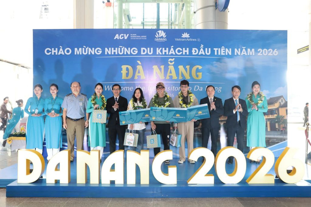 🎉 Da Nang Accueille La Nouvelle Année 2026 Avec Les Premiers Touristes ! - 1