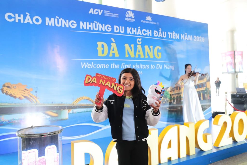 🎉 Da Nang Accueille La Nouvelle Année 2026 Avec Les Premiers Touristes ! - ảnh 6