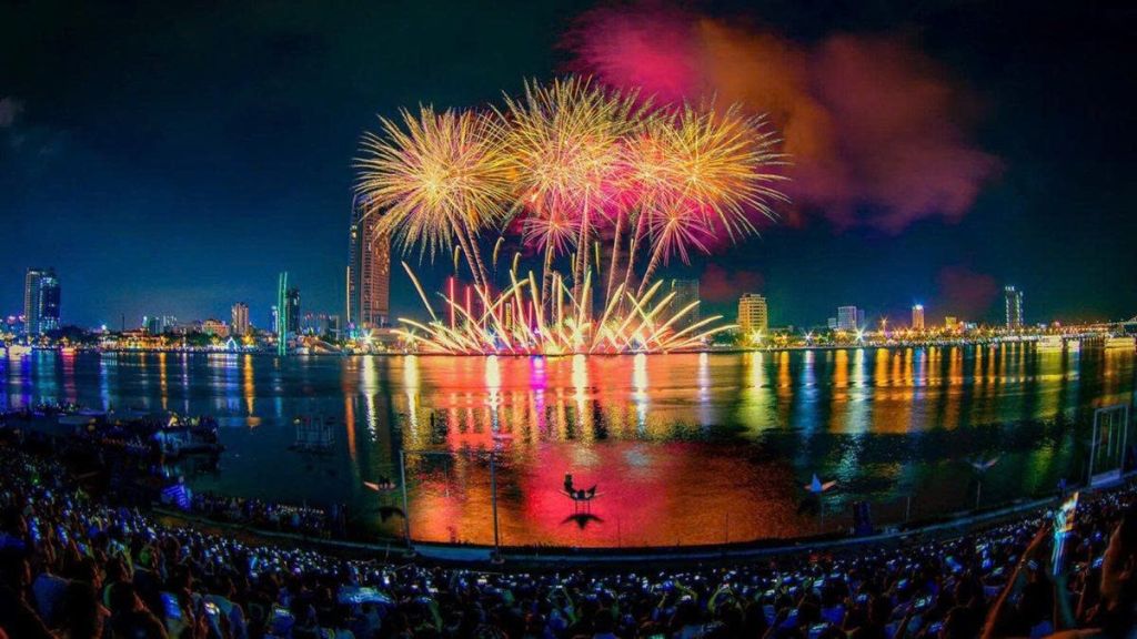🎆 Da Nang 2026 – Feux D'artifice Éclairant Le Voyage De La Réunion Diff - 4