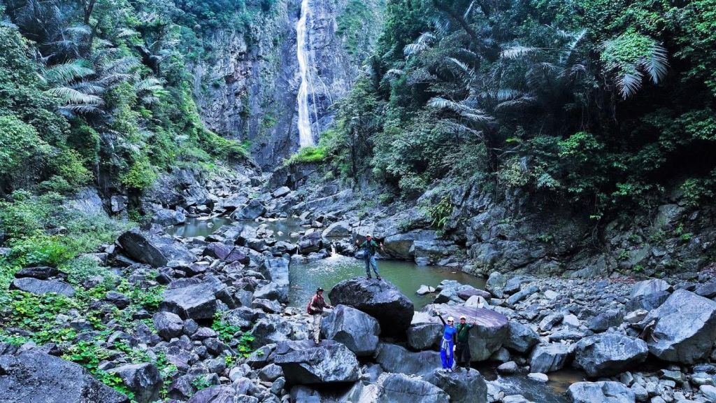 💦 Cascada Hùng Ngàn – “Tesoro” escondido en el bosque de Quảng Ngãi. - 3