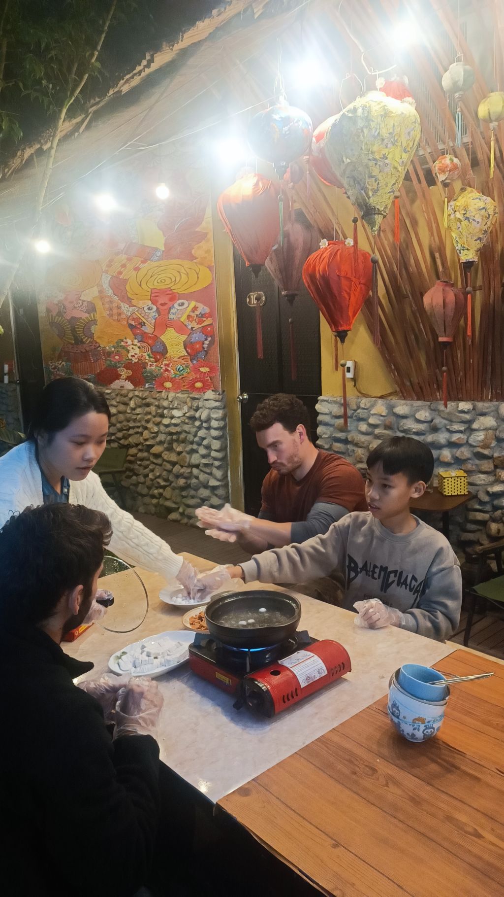 "Cloud Classroom" - a community English class for people. - 3