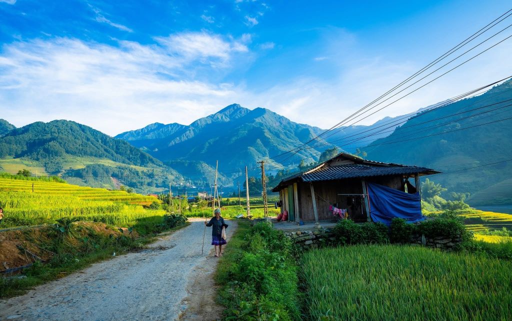 Have you ever heard of a place called "Happiness"? In the middle of the... - 3