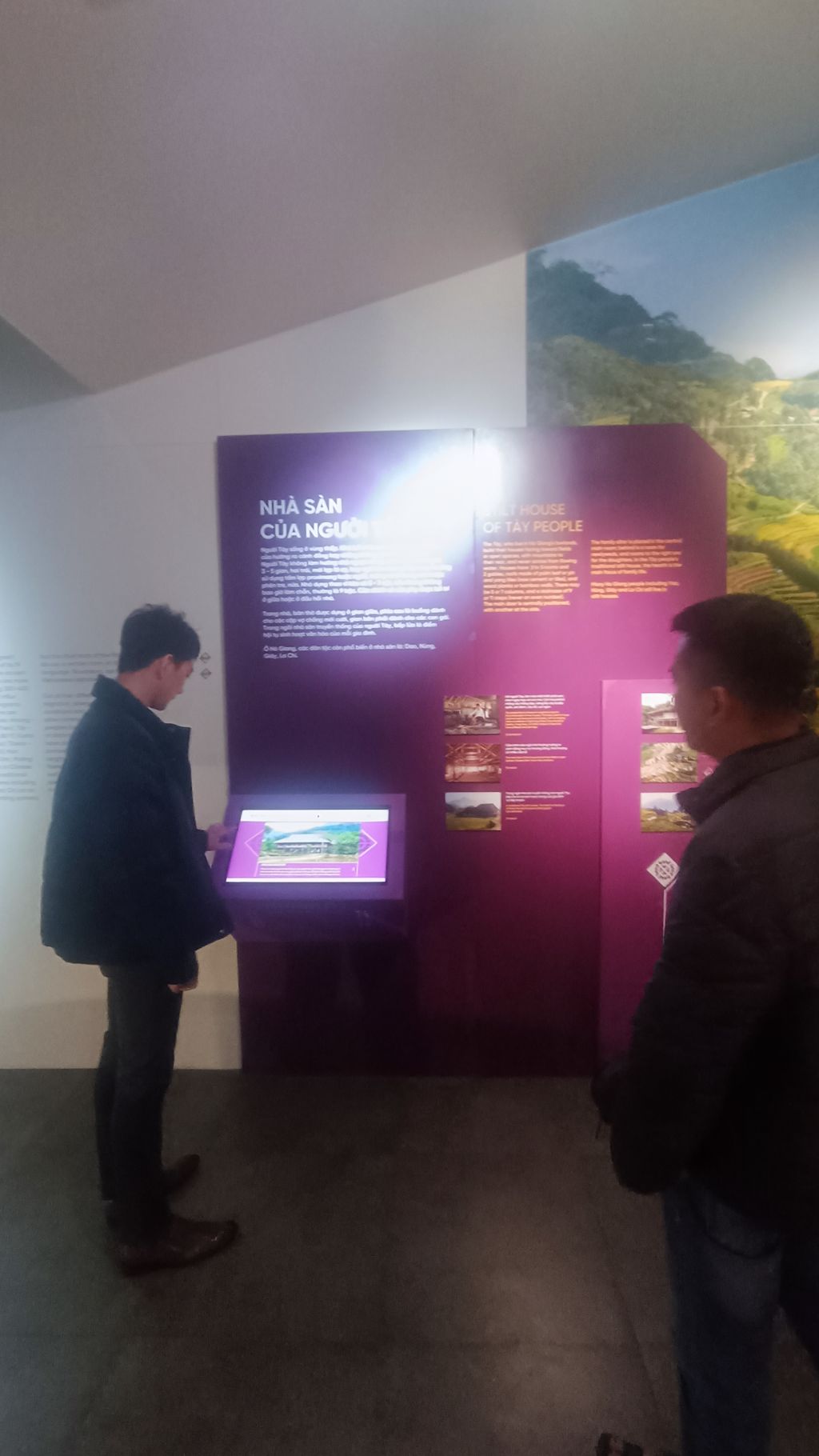 Bả tàng Hà Giang is the starting point for local travel adventures. - 4