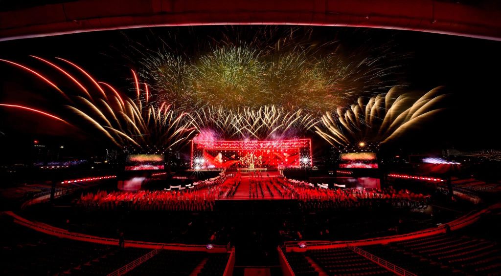 ⏰ COUNTDOWN TO TIME G…
8 PM TONIGHT – FIREWORKS AT MY DINH STADIUM - 2