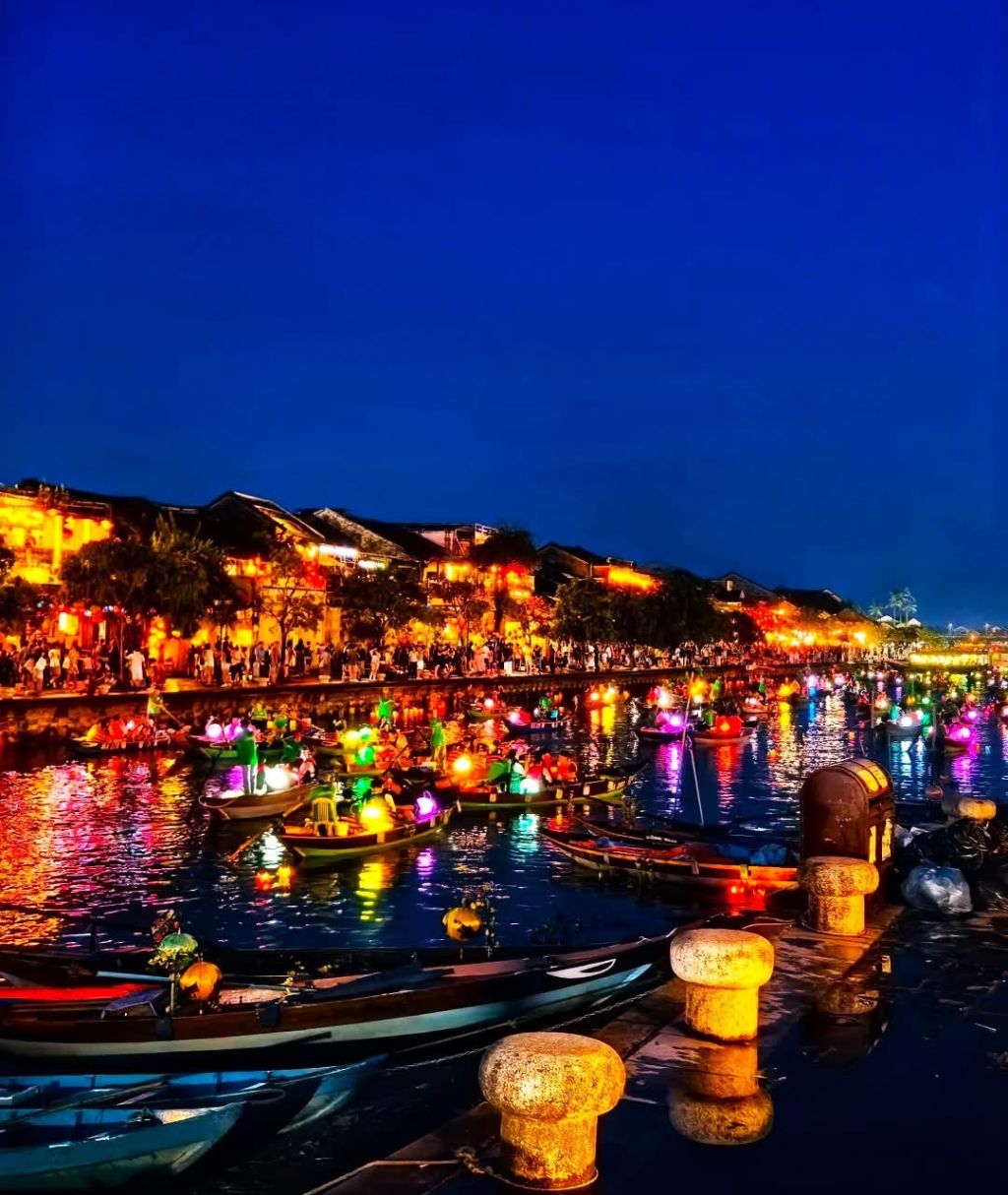 Hoi An is ranked among the Top 7 Outstanding Destinations in Asia 2026 according to tourism. - 4