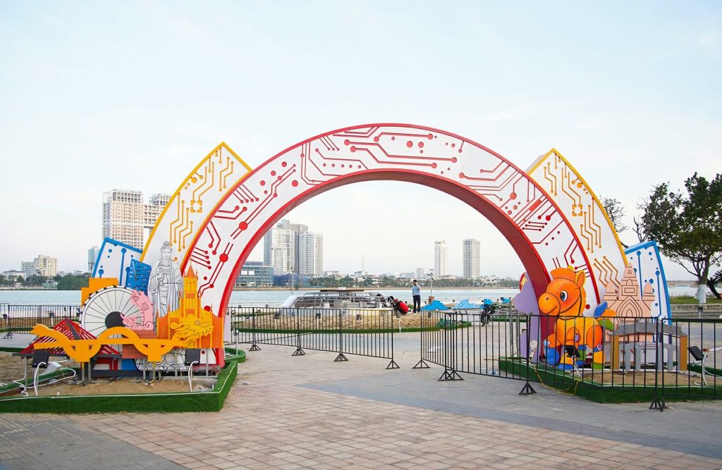 🐴✨ "Kim Mã Hợp Nhất" – A symbol of present-day Da Nang - 5