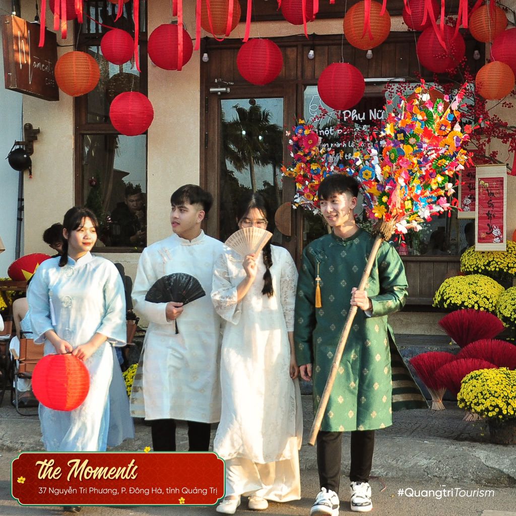 Tết hasn't even knocked on the door yet, but several coffee shops in Quảng Trị are already... - 4