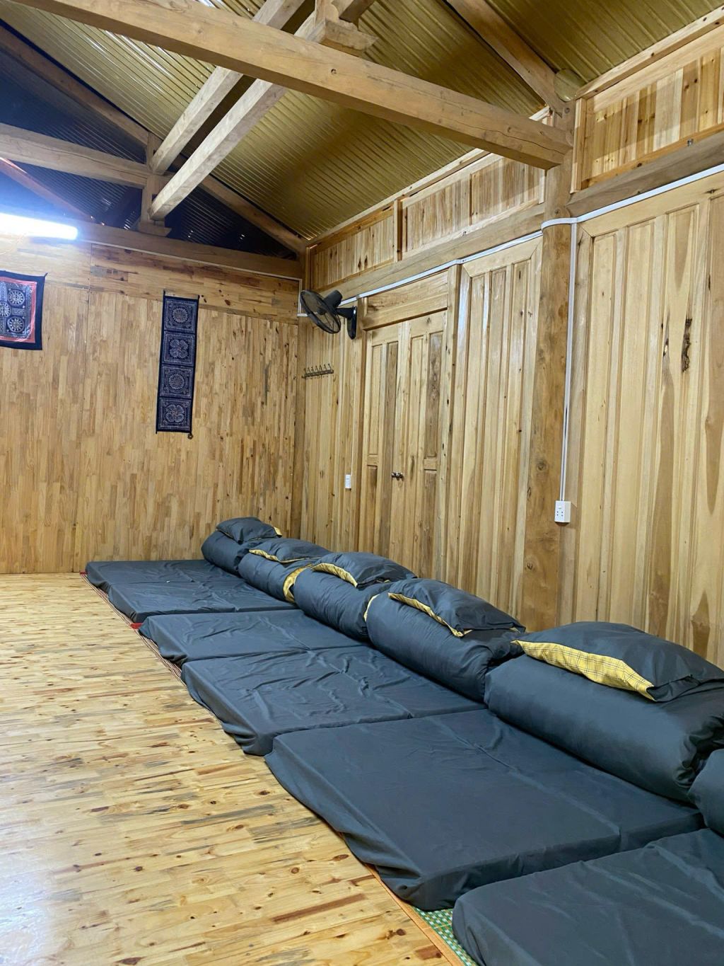 Dìn Homestay - Nặm Đăm - Habitación Dormitorio Casa de Madera