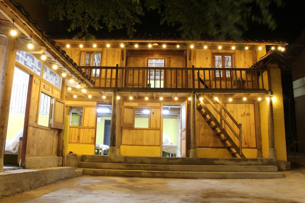 Hapu Lô Lô Chải - Single Bed Room - Double Bed Room - Quadruple Bed Room
