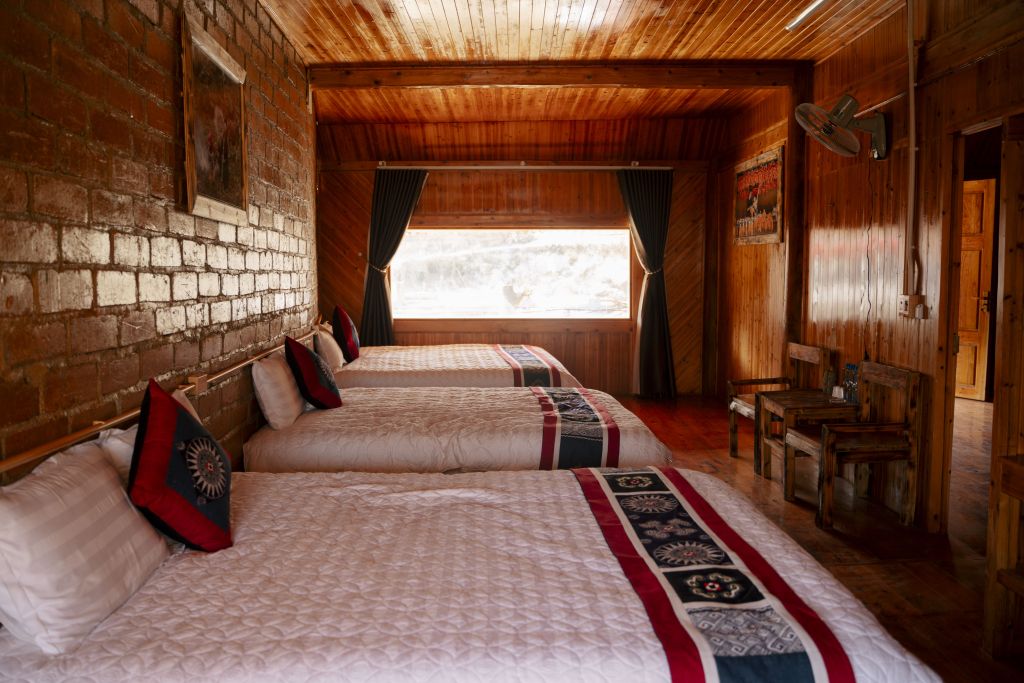 Phòng 3 Giường | Nhà hàng & Homestay Hiển Xuyến – Lô Lô Chải