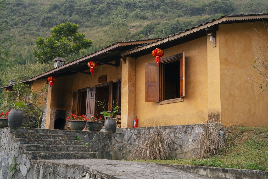 Căn Hộ Nhà Trình Tường 1 Phòng Khách 1 Phòng Ngủ | H’mong Village – Quản Bạ