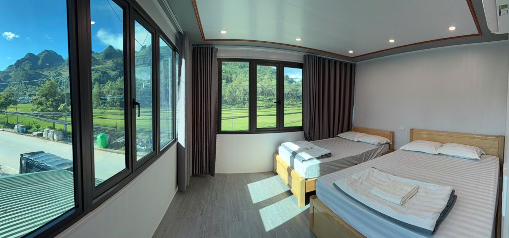 Double room with 2 beds | Huong Tho Hotel – Dong Van