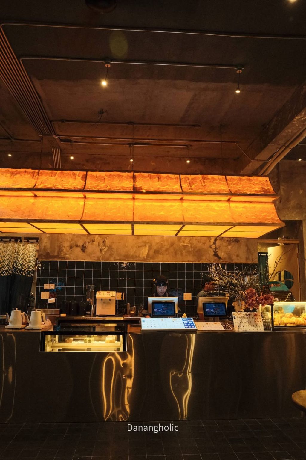 The new house is filled with the fragrant aroma of baked goods - brunch - and coffee. - 8