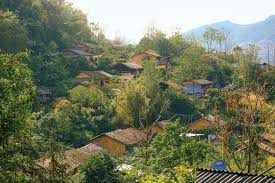 The ancient village of Thien Huong – A peaceful corner in the rocky highlands of Ha Giang.