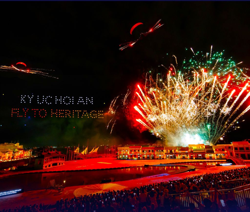 Chính thức
Khai mạc Lễ hội Ánh sáng &amp; Di sản với màn trì