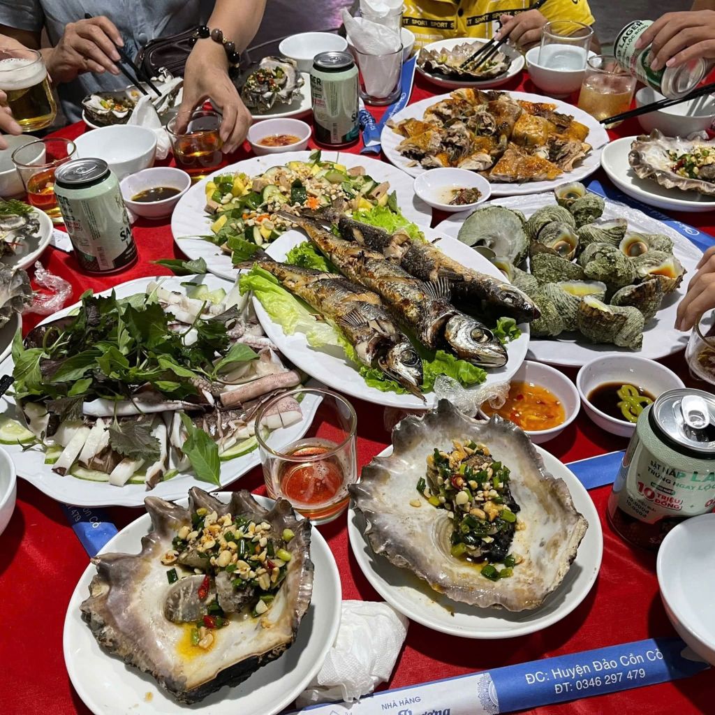 KICKSTART THE NEW YEAR WITH A TRIP TO CON CO ISLAND  
The beginning of the year is the time to travel. - 4