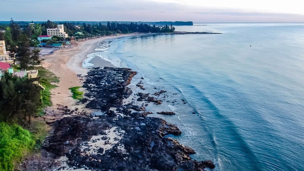 🌊 Kick off the beach tourism season in Quang Tri! From Nhat Le – Bao - 4