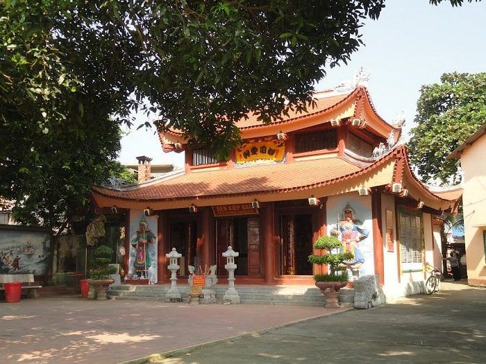 Lower Temple Tuyen Quang – A sacred spiritual tourism destination by the Lo River.