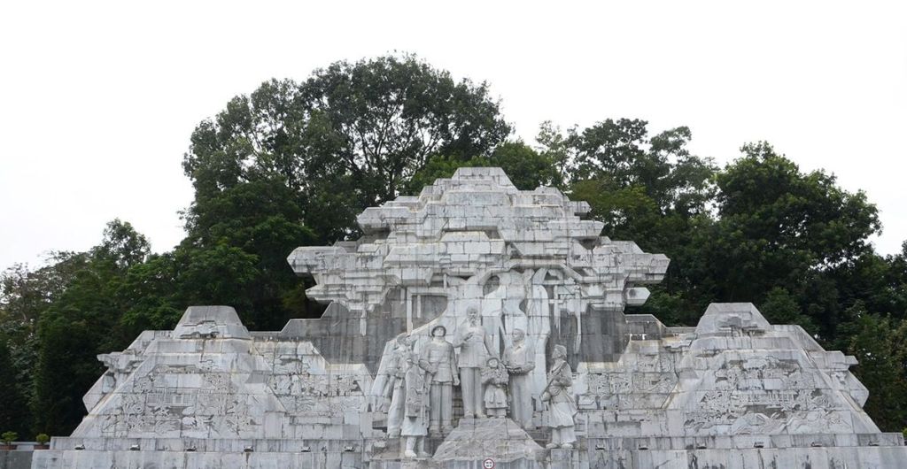 Nguyen Tat Thanh Square – A source of pride in Tuy. - 4