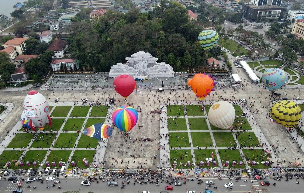 What Is Special About Nguyen Tat Thanh Square In Tuyen Quang?