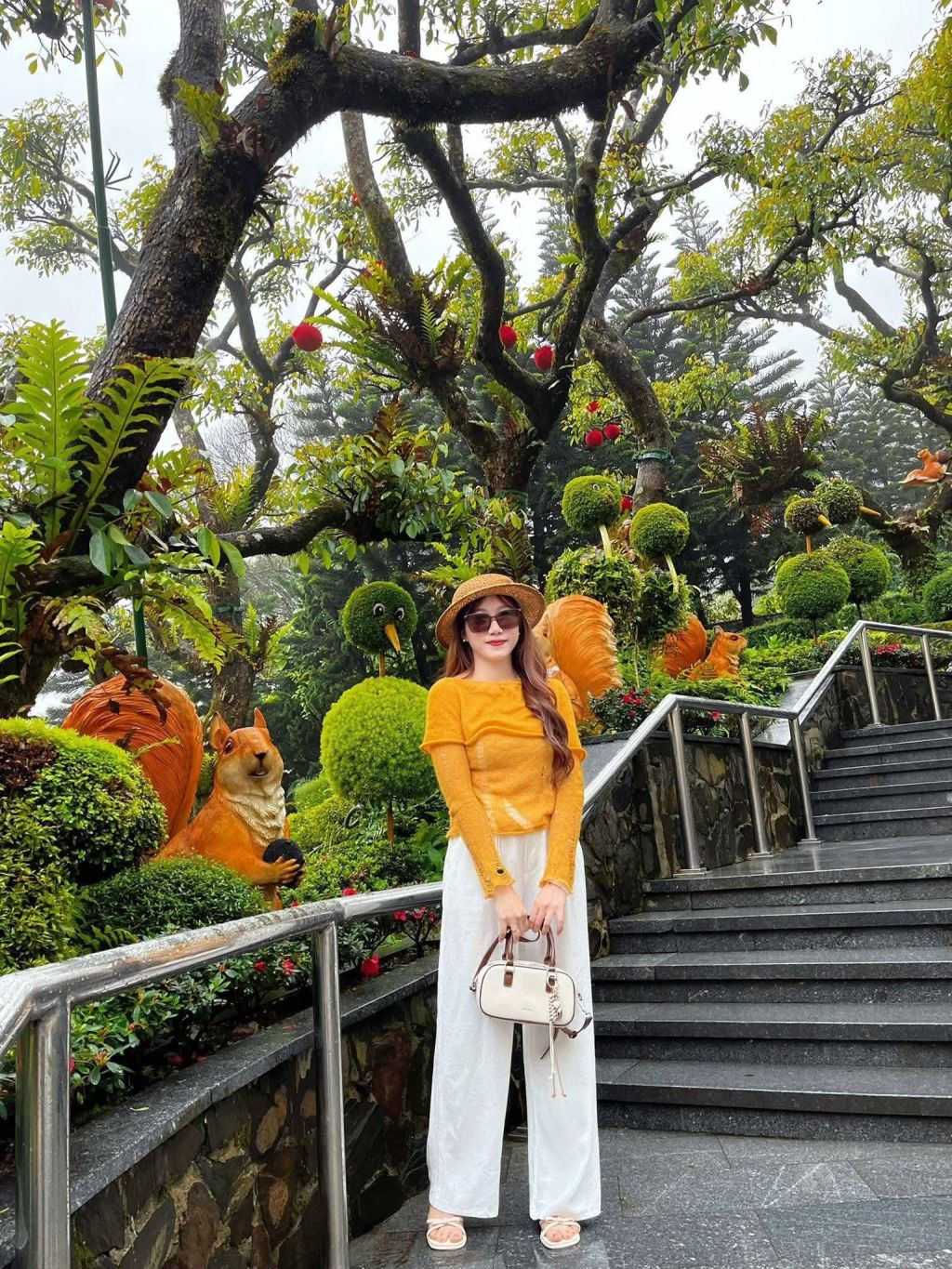 여기까지 오셨나요 🥰 바나의 이 시즌 날씨가 정말 아름다워요. - ảnh 2