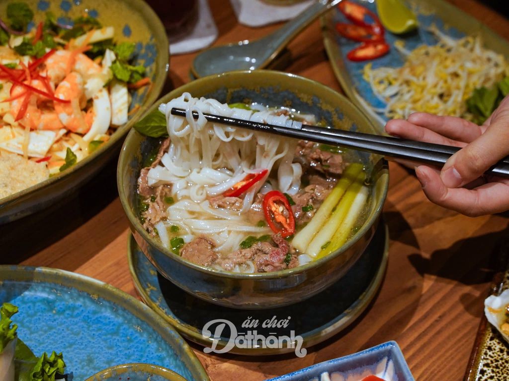 A brand new seaside restaurant for check-in enthusiasts who love taking photos. - ảnh 12