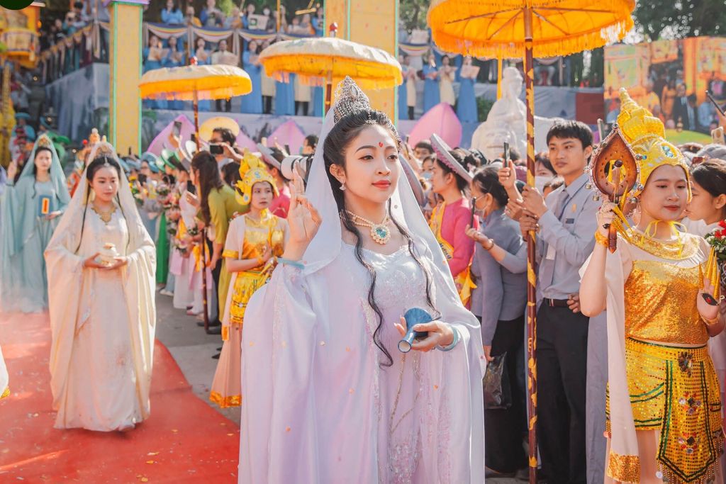 4월 다낭에서의 영적 축제 경험 제안 - ảnh 5
