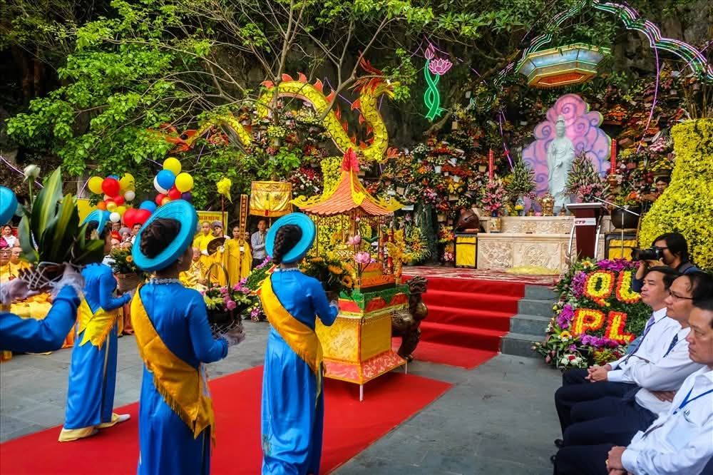 4월 다낭에서의 영적 축제 경험 제안 - ảnh 6