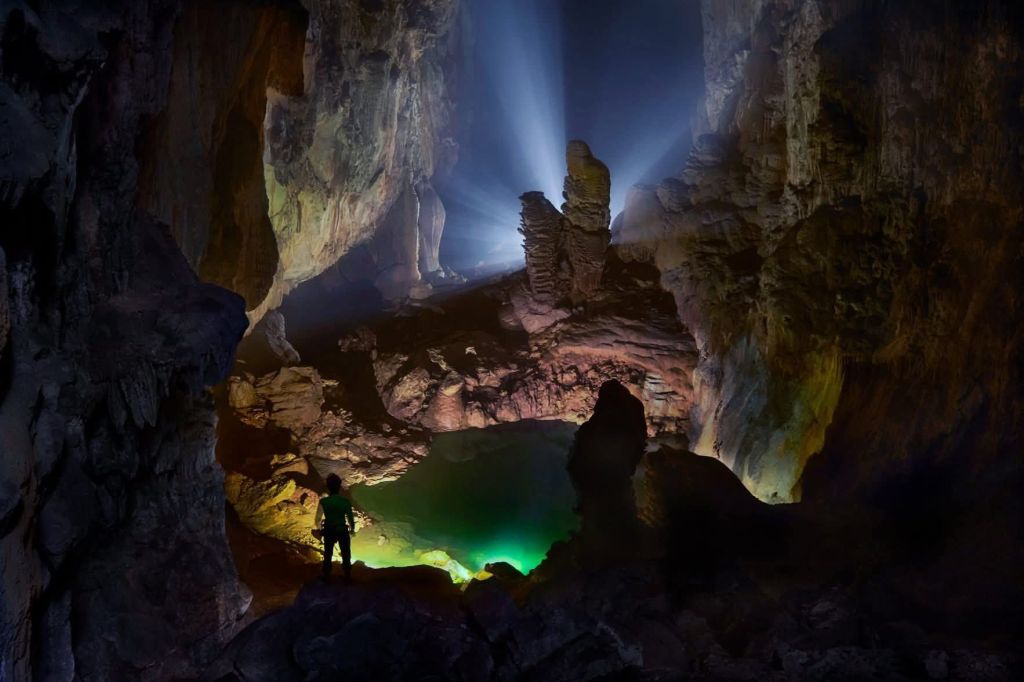 Just one word: VIP. The tour to explore Sơn Đoòng Cave (Quảng Trị) is not available. - 3